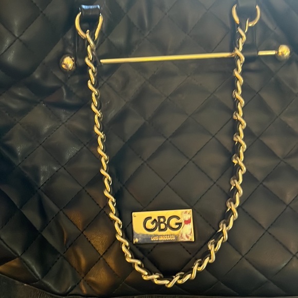 Guess purse with matching wallet. - Picture 5 of 10